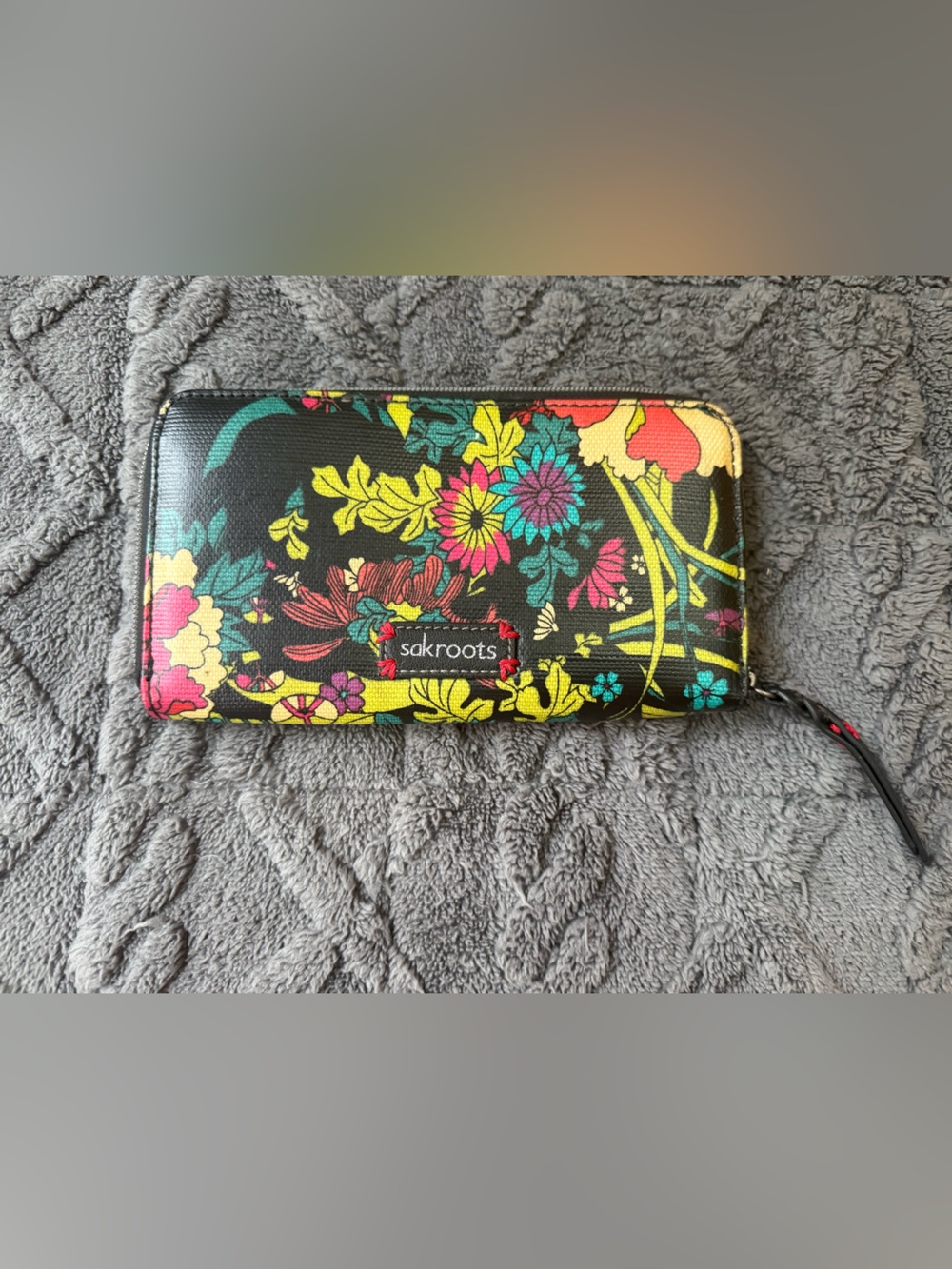 Sakroots -Floral Zip Around Wallet  Clutch-“Happy Nature Peace” pattern